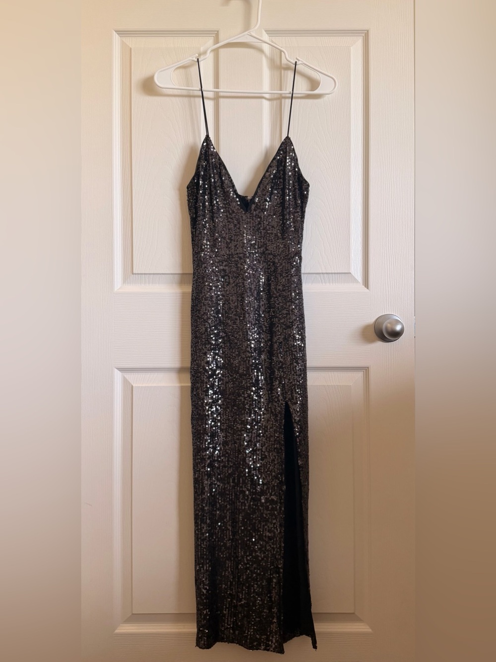 Celebrity Fashion Black Sequin Maxi Dress – Size M – Stretch Bodycon Slit Dress